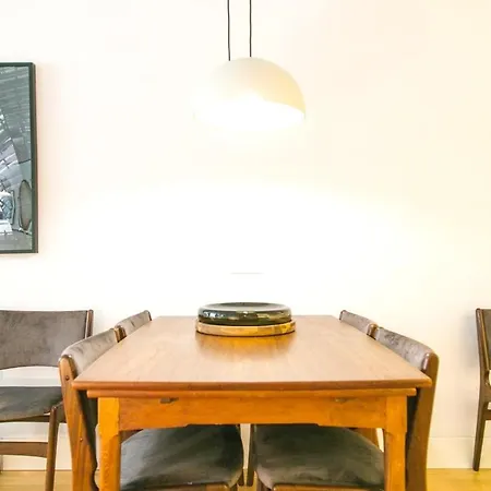 One Bedroom With View And Wifi At Apartament Lizbona